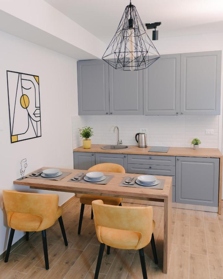 Serenity Downtown Apartments Ohrid Ngoại thất bức ảnh