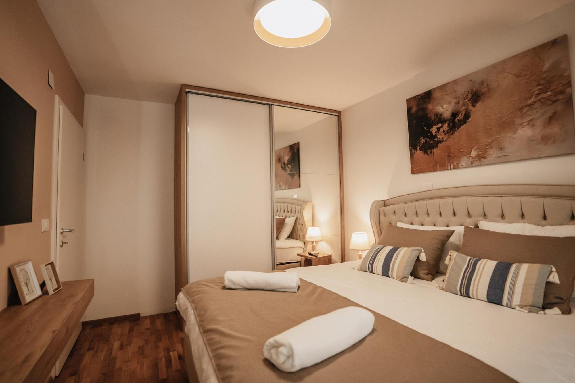 Serenity Downtown Apartments Ohrid Ngoại thất bức ảnh